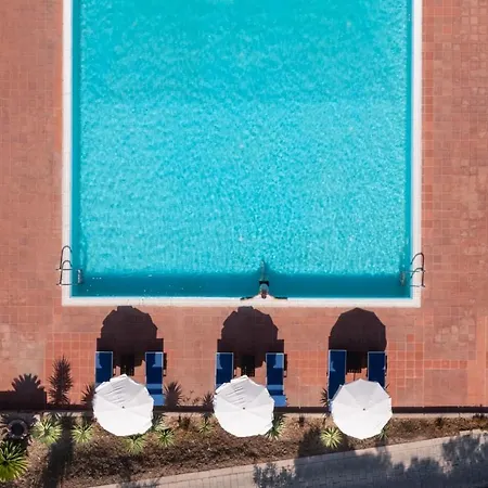 Hotel apartamentowy Eco Village Baia Delle Ginestre 4*