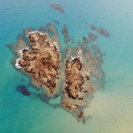 Aparthotel Eco Village Baia Delle Ginestre 4*