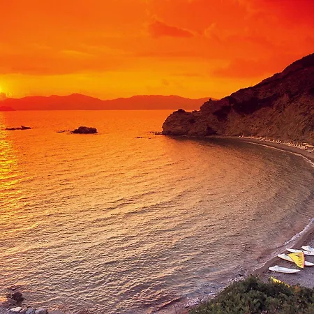 Baia Delle Ginestre Appart hôtel 4*