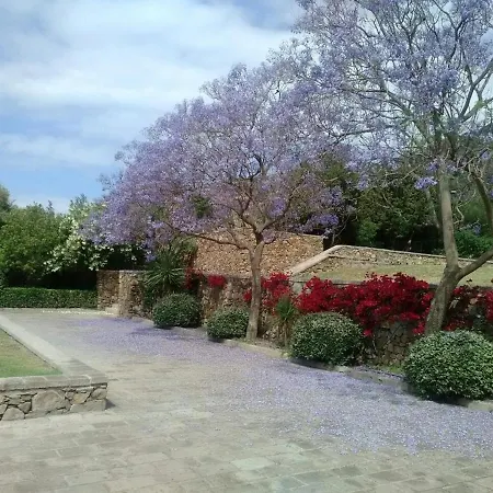 Eco Village Baia Delle Ginestre מלון דירות