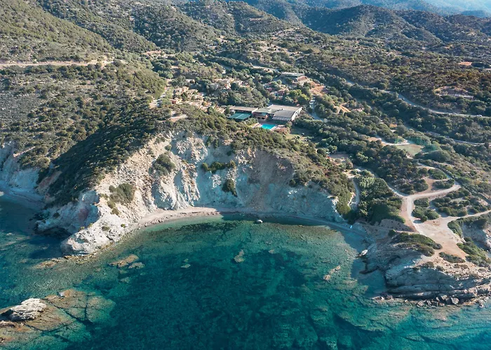 Aparthotel Eco Village Baia Delle Ginestre