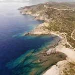 Eco Village Baia Delle Ginestre מלון דירות טאולאדה