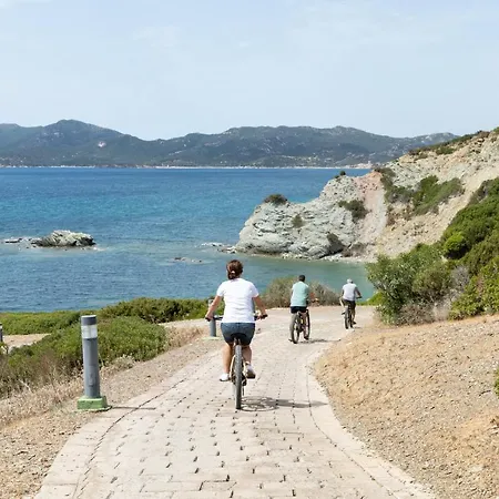 Eco Village Baia Delle Ginestre 4* Teulada