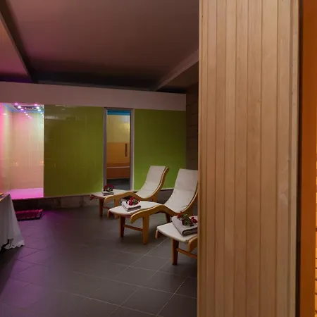 Eco Village Baia Delle Ginestre 4*