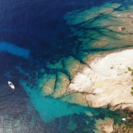 Lägenhetshotell Eco Village Baia Delle Ginestre