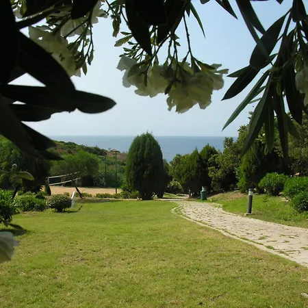 Eco Village Baia Delle Ginestre 4* Teulada