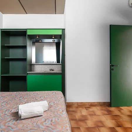 Eco Village Baia Delle Ginestre 4*