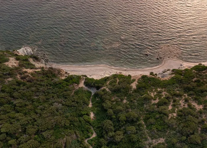 Eco Village Baia Delle Ginestre 4* Teulada