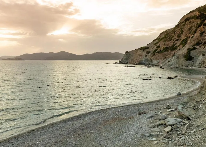 Aparthotel Eco Village Baia Delle Ginestre